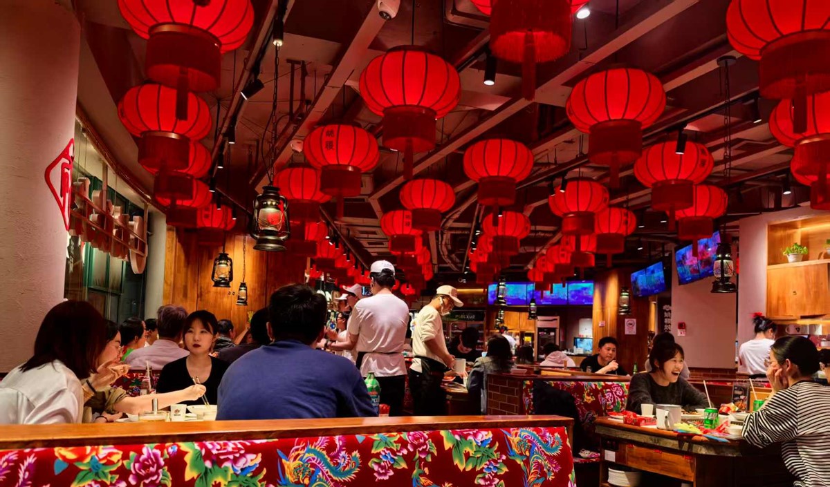 破局同質(zhì)化競爭：餐飲連鎖品牌策劃的突圍之道